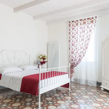 Feriehus Casa Fornola Casale Il Volo *